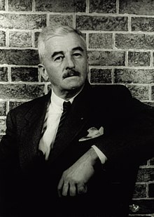 220px-Carl_Van_Vechten_-_William_Faulkner